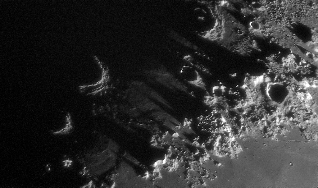 See Explanation.  Clicking on the picture will download
the highest resolution version available.