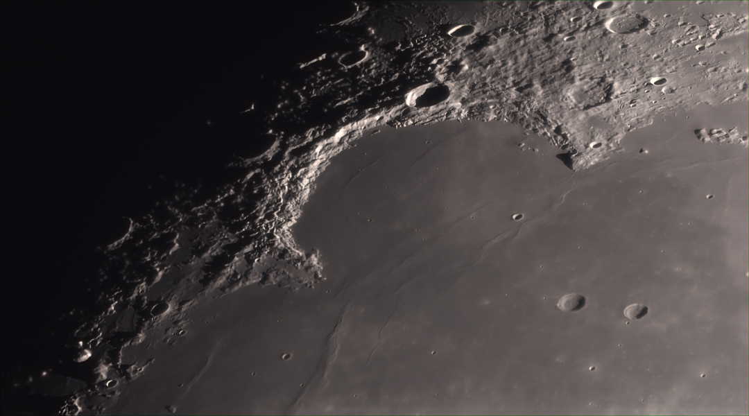 See Explanation.  Clicking on the picture will download
the highest resolution version available.